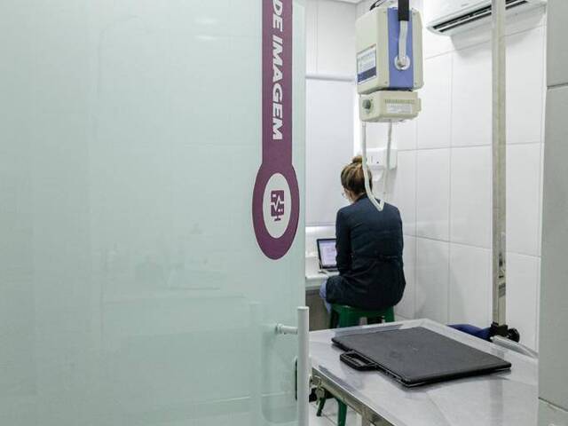 #400 - Clinica Veterinária 24 Hs. para Venda em Praia Grande - SP