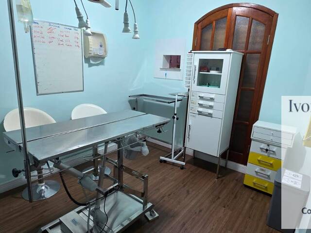 Clínica Veterinária para Venda em Osasco - 1